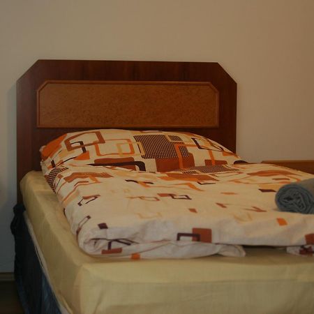 Art Star Hotel Hostivice Bagian luar foto