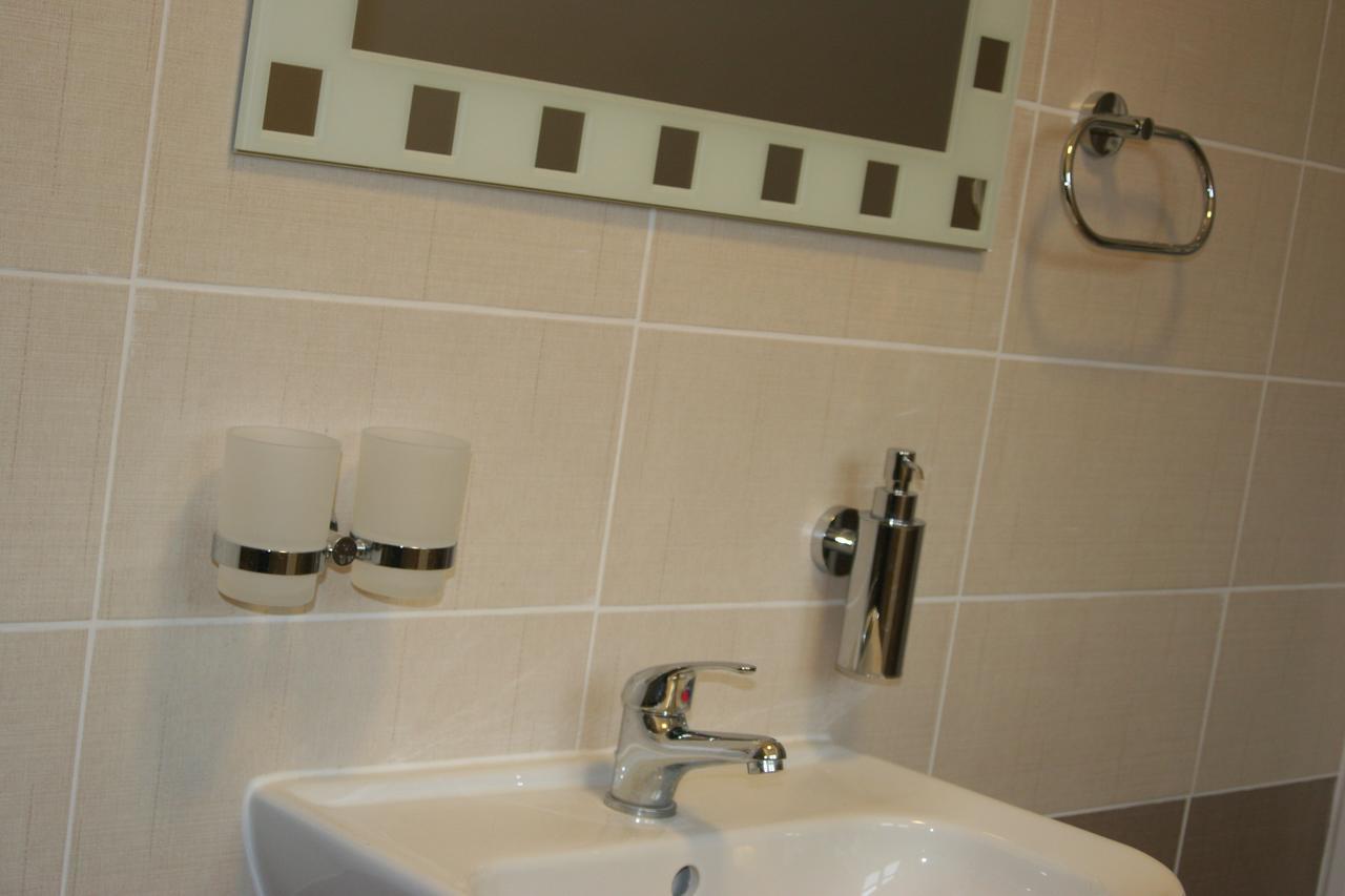 Art Star Hotel Hostivice Bagian luar foto